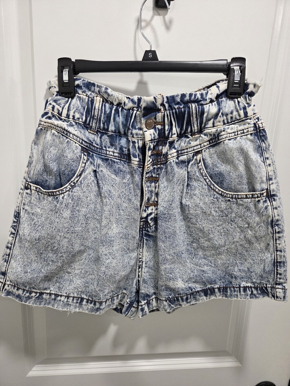 I&M Jeans High Rise Acid Wash Paperbag Denim Shorts Size L